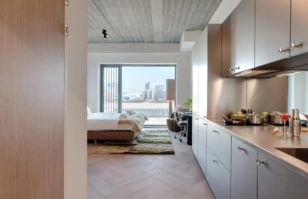 Makerstoren Short Stay Serviced Apartments For 28 To 180 Days-1